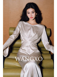WANGXO | Đầm Ôm Body Bánh bèo Gấm Bóng Có Đai Nịt