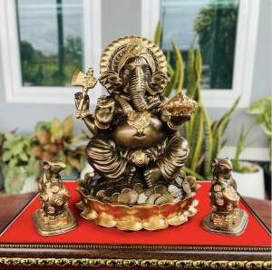 พระพิฆเนศปางรีนาโมจัน(ปางปลดหนี้แก้กรรม) หน้าตัก5นิ้วฐาน6นิ้ว สูง9นิ้ว แถมฟรีหนูมุสิกะ1 คู่ เเละฐานรอง