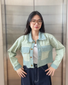 Jaket Crop Jeans Wanita - Jaket Crop Combinasi Warna Model Rawis - Jaket Wanita Terbaru 2025