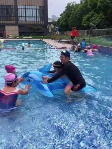 INTEX Floating Water Inflatable Mount Blue Whale Black Whale Floating Toy