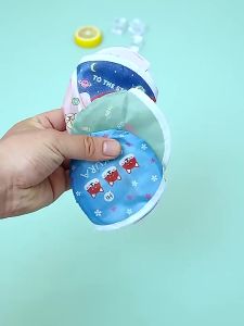 Quạt Gập Cute Hình Thú – Combo 2 cái – Gập Gọn Nhét Vào Tay Cầm Nhiều Mẫu Dễ Thương Tiện Mang Theo