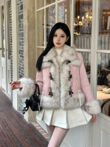 เสื้อโค้ทขนสัตว์หนาหวาน Niche Clothing ผ้าขนแกะ กระดุมหัวงู ฤดูหนาว เสื้อคลุมยาวปานกลาง ปกขนสัตว์ คอตั้ง