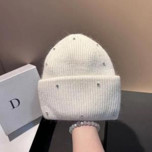 1PC New Winter Rhinestone min Knitted Hat Fashionable And Warm Rabbit Fur Ear Protection Hat Double Folded Hat