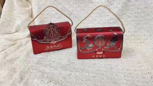 กล่องของขวัญ กล่องตรุษจีน ปีใหม่ กล่องของชำร่วย สีแดง สไตล์จีน พร้อมส่งจากไทย