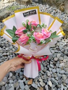 BUKET BUNGA 5 tangkai mawar kode denis