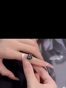 Attack on Titan Ring Woman Annie Leonhart Rings for Women Anime Accessories Fashion Cosplay Jewelry Anime Transform into Titan Silver Alloy Finger Rings Cosplay Props Accessories Halloween