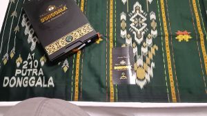sarung putra donggala songket premium