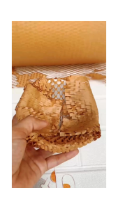 Cuộn giấy tổ ong khổ 30cm*10m gói mỹ phẩm nến thơm hoa tươi hoa sáp dùng bọc quà lót hộp chống sốc từ giấy kraft