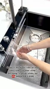 Chậu Rửa Bát 1 Hố 5 Phím Inox Sus 304 Mạ Nano Vân Tổ Ong Liền Cụm Vòi Xả Thác Nước Hiển Thị Nhiệt Độ Nóng Lạnh