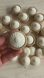 Random Color 1pc Glow Dumpling Keychains Lovely Baozi Steamer For GiftBags Party Favors Wedding Favors For Guests Easy To Clean