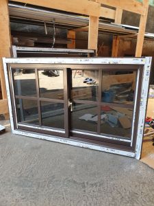 jendela sliding aluminium geser kanan kiri ornamen ukuran T70 x L100 kaca 5mm full + palet kayu