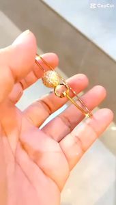 GELANG BANGLE WANITA TERBARU DAN KECE ADA SURAT DAN BISA JUAL LAGI