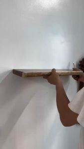 Kệ Tivi Treo Âm Tường Gỗ Tự Nhiên Nguyên Khối Giá Treo Trang Trí