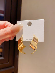 2025 New Womens Spiral Metal Brushed Surface Thread Ear Cuff Unique Design Fashionable Earring Unusual Style Pair Set