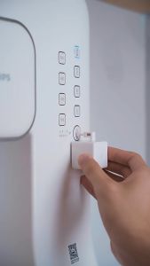 Tuya Smart Finger Robot Remote Controller Non-contact Switch Smart Bluetooth Voice Remote Control Home Switches Work with Alexa Google Home