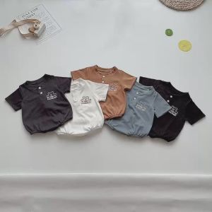 BT8 Body áo liền quần cổ tàu cộc tay RIOKIDS quần áo thời trang bé trai sơ sinh đầy tháng thôi nôi đi chơi
