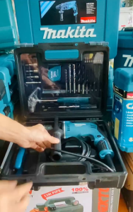 MAKITA M8103KX2B KHOAN BÚA ĐA NĂNG 13MM VÀ 26 MÓN PHỤ KIỆN MAKITA CHÍNH HÃNG (M8103KX2B)
