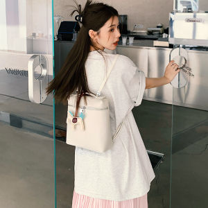 Soft Leather Large Capacity Lunch Box Backpack Commuter School Style Womens Backpack Bag of Parody LP Double Shoulder Bag