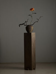 Retro Stoneware Vase Ancient Style Pottery Pot Deadwood Floriculture and Floral Arrangement Hallway B & B Tea Room Zen Decorations