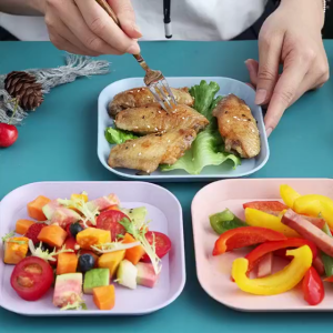 Piring Mini Makanan Buah & Snack Persegi Jerami