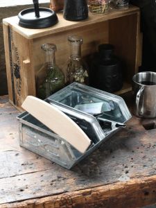 Dulton Mini Iron Box Industrial Style Storage Organizer for Small Objects Keys Screw Tools Slanted Mouth Rectangular Desktop Storage Box