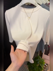 Womens summer retro new round neck slim fit solid color fashionable loose casual temperament T-shirt