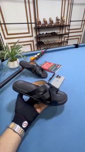 Dép Nam Quai Ngang Da Bò Thật Đế Đúc Nguyên Khối Full Đen Hàng Cao Cấp Full Bill Box ( DNV09)