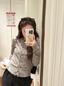 เสื้อคาร์ดิแกนถักนิตติ้งคอตตอนผสมขนสัตว์ลายจุดแขนยาว ทรงหลวม ปกติ ฤดูใบไม้ร่วง 2025 ปกติ ปกติ ปกติ