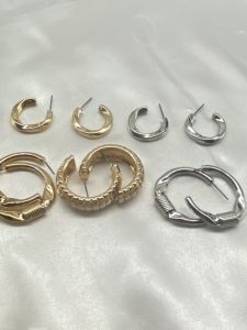 แฟชั่นชิงเต่าเครื่องประดับยูโร-อเมริกัน Mohur หมุนวงกลมเรขาคณิต Simple Elegance อเนกประสงค์ต่างหูผู้หญิง