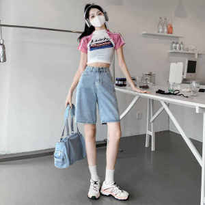 กางเกงขาสั้นผ้ายีนส์สีน้ำเงินวินเทจสำหรับผู้หญิง ทรงหลวม ทรงตรง เอวสูง กางเกงขายาวห้าส่วน ฤดูร้อน 2025 ใหม่