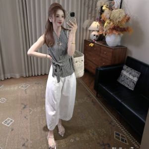 Bộ Áo Crop Top Carô và Quần Capri Dáng Rộng Phong Cách Hàn Quốc Mùa Hè