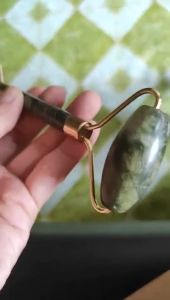 Facial Massage Jade Roller Jade Stone Facial Beauty Massager Tool
