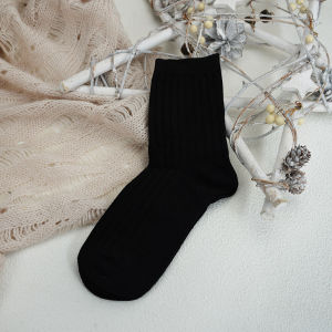 ถุงเท้าผู้หญิงผ้าฝ้ายแท้ทรงเข็มขัดสองเส้น ถุงเท้าครึ่งแข้งสีพื้นสไตล์เกาหลี ถุงเท้าผ้าฝ้ายที่ถูกล้างด้วยความร้อน