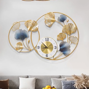 73x51cm Metal Ginkgo Leaf Creative Wall Clock Nordic Style Living Room Decor Clock Fashionable Artistic Silent Wall Clock