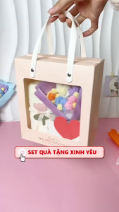 Set Quà Ấm Áp Gift Set Khăn Bông & Hoa Len LILA S.KHANHOA