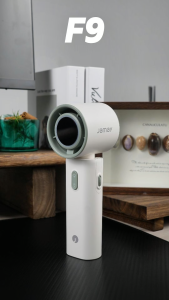 JAMAY พัดลมมือถือแบบพกพา 12 ชั่วโมงความทนทานต่อบรรยากาศแสงสีโดพามีนเชือกแขวนป้องกันการสูญเสียฟรี F9