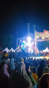 Bendera Festival HUT RI Warna Warni isi 18lembar Siap Pakai