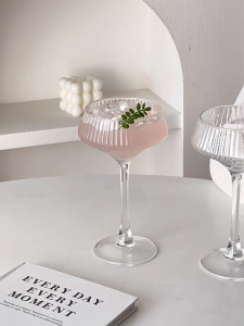 พร้อมส่งในไทยแก้วเครื่องดื่ม สุดหรู แชมเปญ ไวน์ เครื่องดื่มสังสรรค์ เนื้อแก้วใส เบา