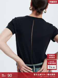 เสื้อยืดแขนสั้นผู้หญิงผ้าฝ้ายผสมโพลีเอสเตอร์เนื้อนุ่ม ดีไซน์หลังเป็นลายดอกไม้ ทรงหลวม สีพื้น ฤดูร้อน 2025