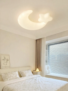 DGY | Creamy Creative Star Moon Nordic Minimalist Ceiling Light