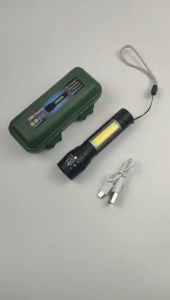 ไฟฉาย USB ไฟฉายแรงสูงซูม ไฟฉายแสงจ้า พลาสติก USB ชาร์จ LED มินิกล้องส่องทางไกลซูม LED XPE+COB 2in1 600mah【แบตเตอรี่ลิเธียมในตัว】