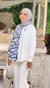 Nessa Shirt By Mdly Baju Atasan Wanita Kemeja Lengan Panjang motif bunga