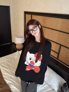 Áo Thun Dài Tay Tròn Cổ In Hình HelloKitty Màu Đen