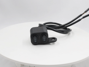 Mini Driving Light Switch 3 Way Switch ON OFF ON Switch Tahan Air Untuk berbagai model mobil