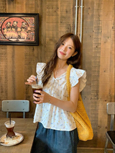 imimtuan | Áo Blouse Hoa Cổ V Nữ Tính