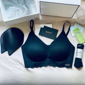 Wireless Seamless Bra Womens 2021 Kissy Underwear Fixed Strap Vest Style Gathered Top No Steel Ring Full Cup Nylon Fabric