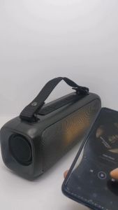 Loa Bluetooth Bass REMAX RB-M67 Có Đèn Led Quai Xách