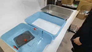 【SG Stock】Large Capacity Cat Litter Box High Wall Cat Litter Tray Cats Toilet Anti Splash Cat Tray Gift scoope