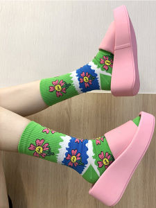 Trendy Fashionable Cotton Crew Socks