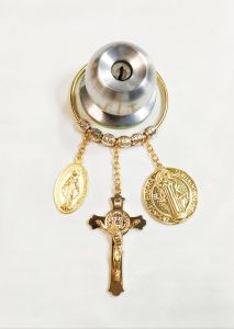 House Protection St. Benedict Door Hunger Chimes Against Evil. w/ Free Gift Pouches